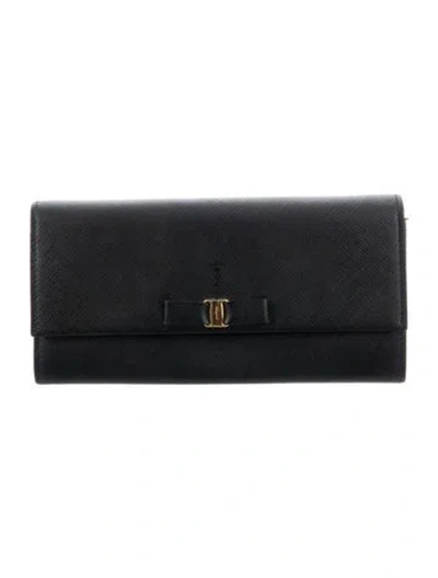 Pre-owned Ferragamo Leather Continental Wallet In Black