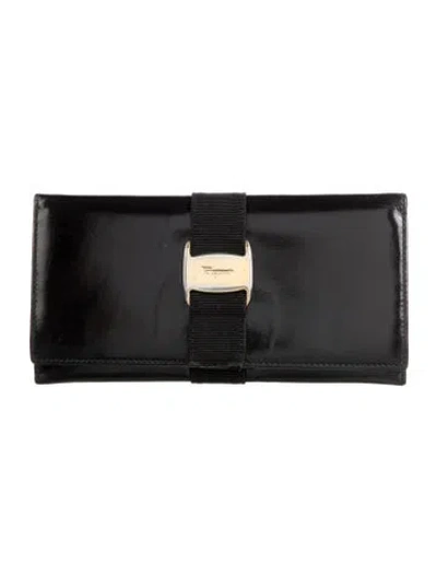 Pre-owned Ferragamo Leather Continental Wallet In Black