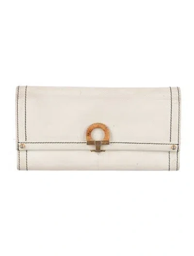 Pre-owned Ferragamo Leather Continental Wallet In Neutrals