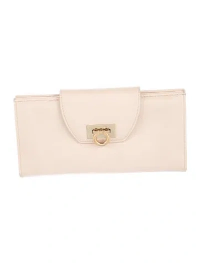 Pre-owned Ferragamo Leather Continental Wallet In Neutrals