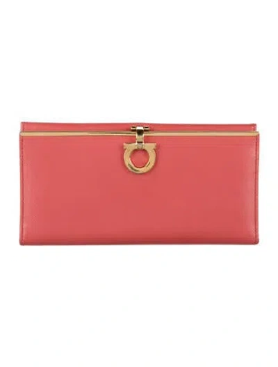 Pre-owned Ferragamo Leather Continental Wallet In Orange