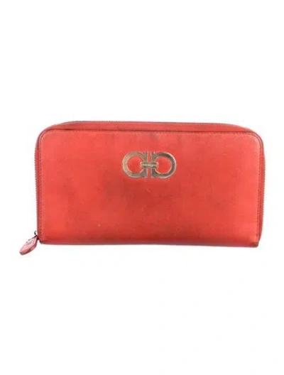 Pre-owned Ferragamo Leather Continental Wallet In Red