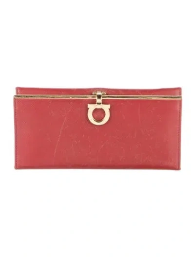 Pre-owned Ferragamo Leather Continental Wallet In Red