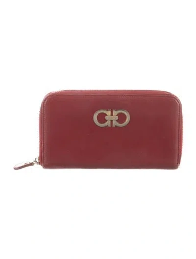 Pre-owned Ferragamo Leather Continental Wallet In Red