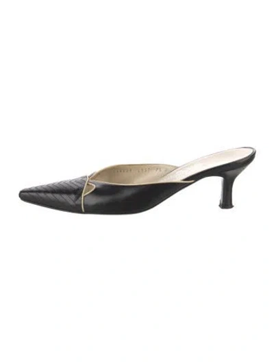 Pre-owned Ferragamo Leather Cutout Accent Mules In Black