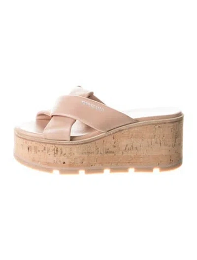 Pre-owned Ferragamo Leather Espadrilles In Neutral