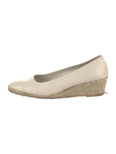Pre-owned Ferragamo Leather Espadrilles In Neutrals
