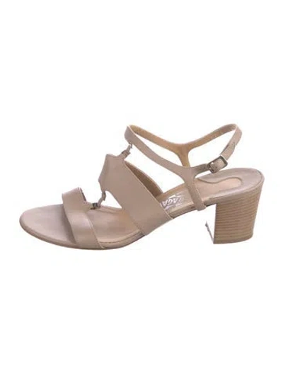 Pre-owned Ferragamo Leather Gladiator Sandals In Neutral