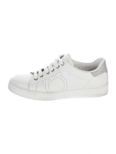 Pre-owned Ferragamo Leather Glitter Accents Sneakers In White