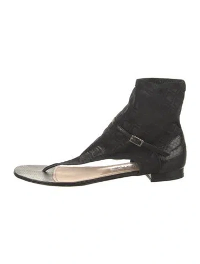 Pre-owned Ferragamo Leather Graphic Print Sandals In Black