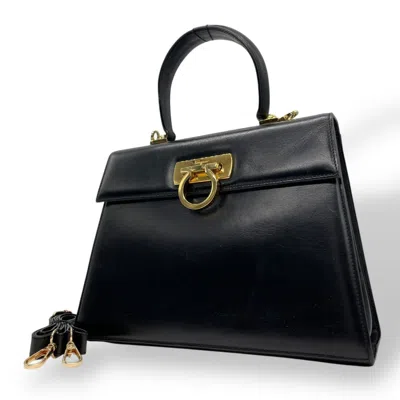 Pre-owned Ferragamo Leather Handbag Shoulder Bag () In Black