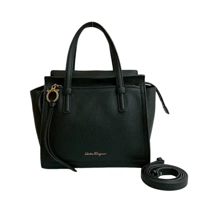 Pre-owned Ferragamo Leather Handbag Shoulder Bag () In Black