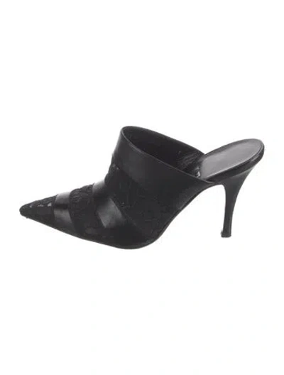 Pre-owned Ferragamo Leather Lace Pattern Mules In Black
