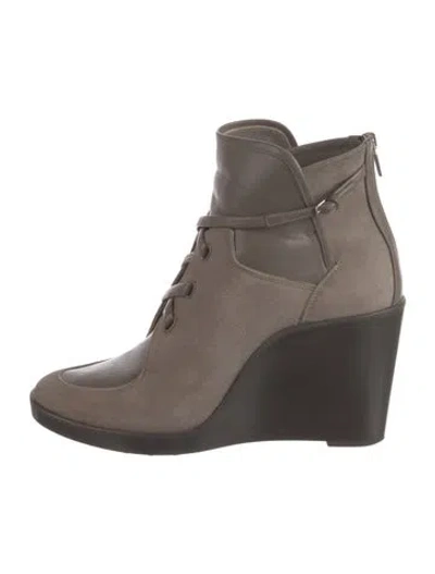 Pre-owned Ferragamo Leather Lace-up Boots In Gray