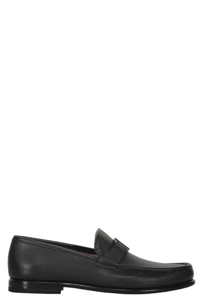 Ferragamo Leather Loafers In Black