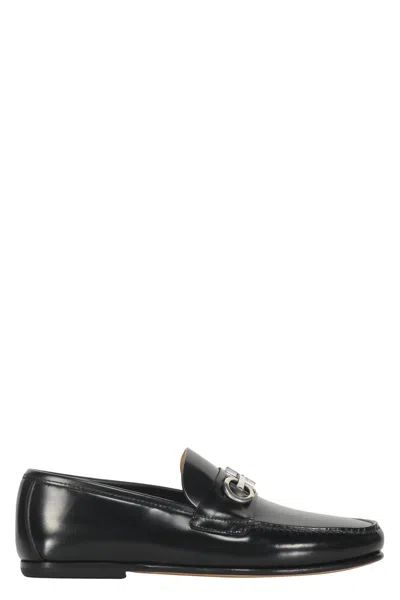 Ferragamo Leather Loafers In Black