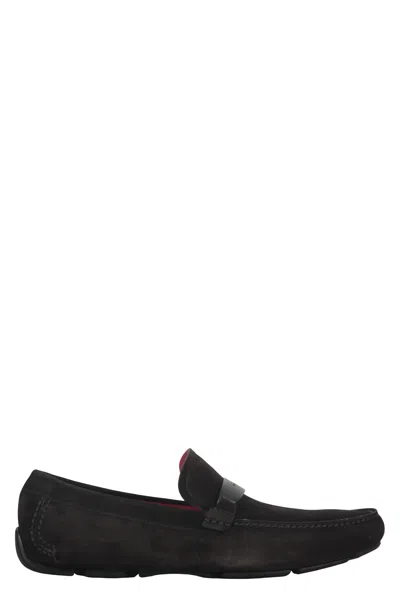 Ferragamo Leather Loafers In Black