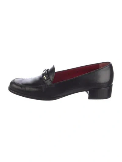 Pre-owned Ferragamo Leather Loafers In Black