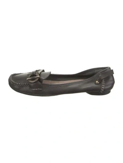 Pre-owned Ferragamo Leather Loafers In Black