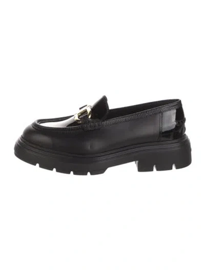 Pre-owned Ferragamo Leather Loafers In Black
