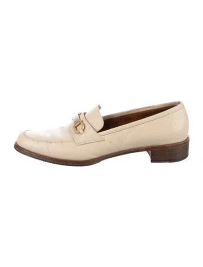 Pre-owned Ferragamo Leather Loafers In Neutral