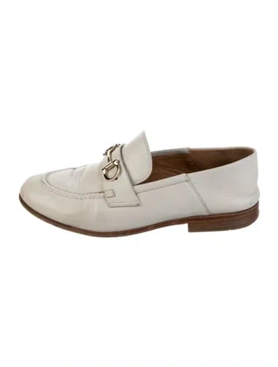 Pre-owned Ferragamo Leather Loafers In Neutrals