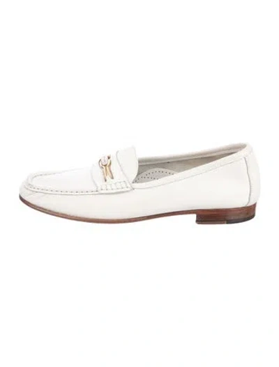Pre-owned Ferragamo Leather Loafers In White