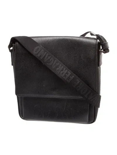 Pre-owned Ferragamo Leather Messenger Bag In Black