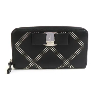 Pre-owned Ferragamo Leather Metal Long Wallet (bi-fold) ()