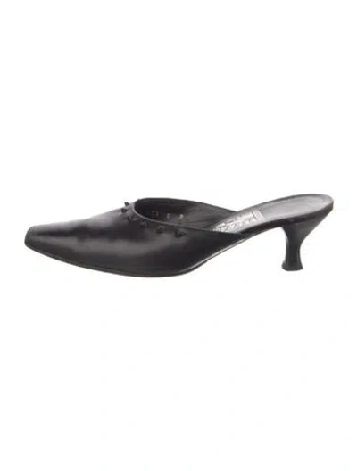 Pre-owned Ferragamo Leather Mules In Black