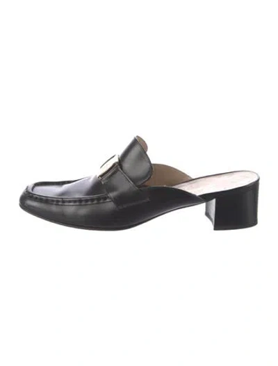 Pre-owned Ferragamo Leather Mules In Black