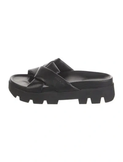 Pre-owned Ferragamo Leather Mules In Black