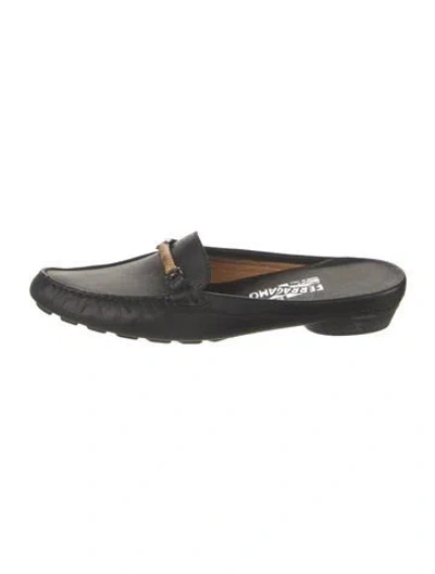 Pre-owned Ferragamo Leather Mules In Black