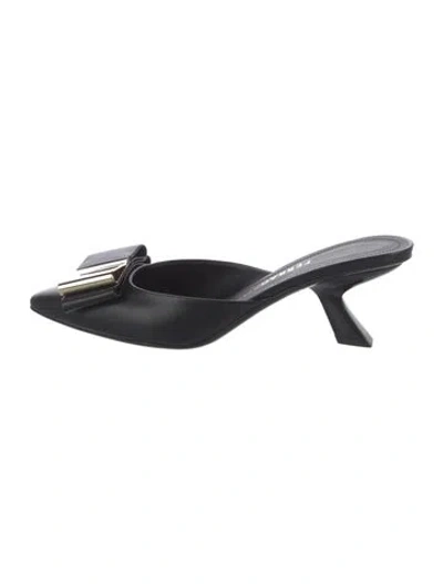 Pre-owned Ferragamo Leather Mules In Black