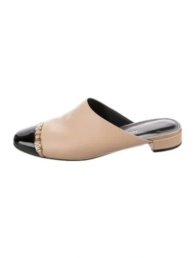 Pre-owned Ferragamo Leather Mules In Neutral