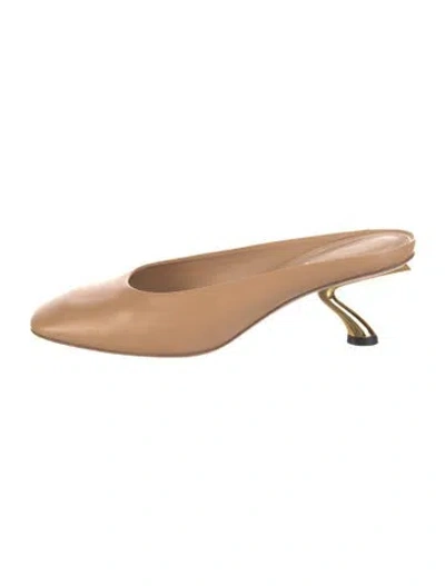 Pre-owned Ferragamo Leather Mules In Neutrals