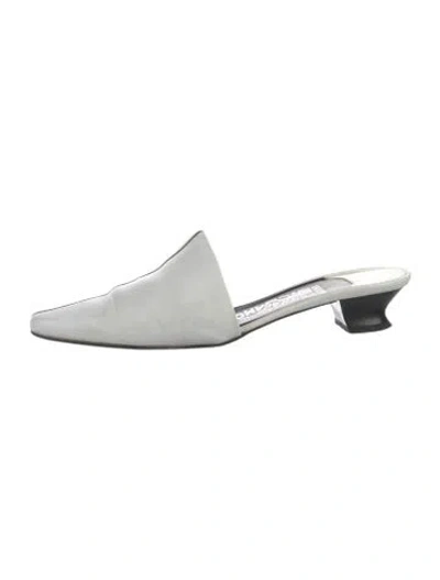 Pre-owned Ferragamo Leather Mules In White