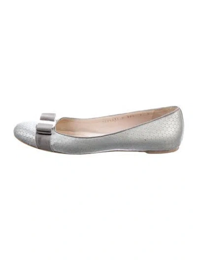 Pre-owned Ferragamo Leather Patterned Ballet Flats In Silver