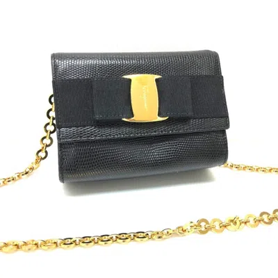 Pre-owned Ferragamo Leather Pochette Shoulder Bag () In Black