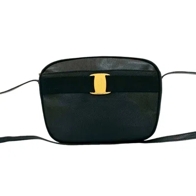 Pre-owned Ferragamo Leather Pochette Shoulder Bag () In Black