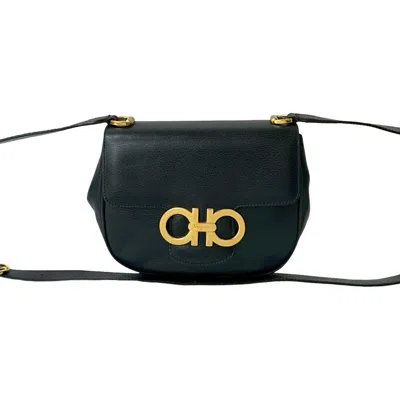 Pre-owned Ferragamo Leather Pochette Shoulder Bag () In Blue