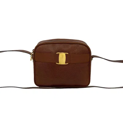 Pre-owned Ferragamo Leather Pochette Shoulder Bag () In Brown