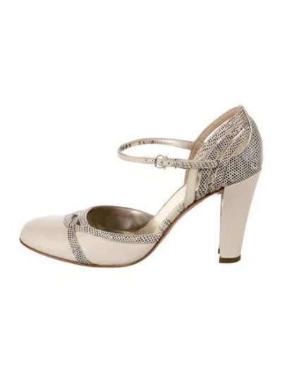 Pre-owned Ferragamo Leather Printed D'orsay Pumps In Neutral