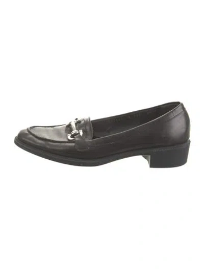 Pre-owned Ferragamo Leather Pumps In Black