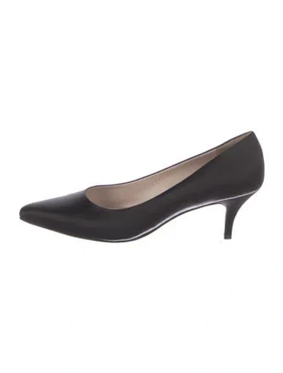 Pre-owned Ferragamo Leather Pumps In Black