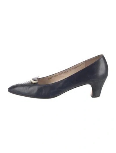 Pre-owned Ferragamo Leather Pumps In Blue