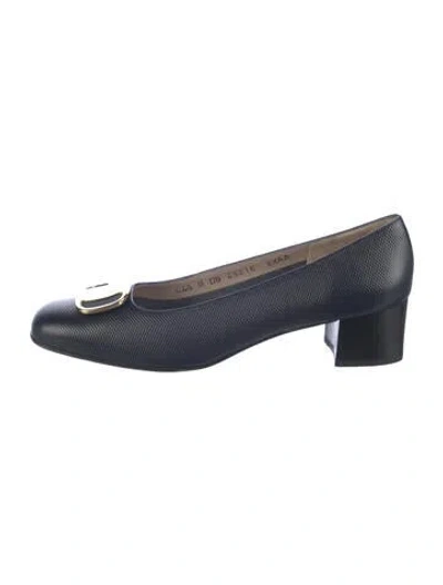 Pre-owned Ferragamo Leather Pumps In Blue