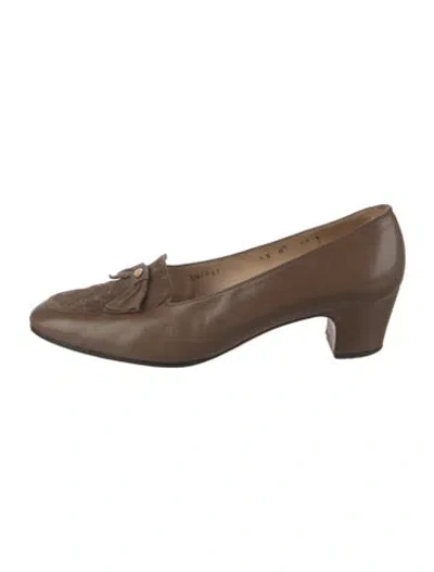Pre-owned Ferragamo Leather Pumps In Brown