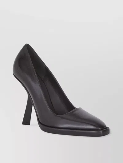 Ferragamo Leather Pumps Geometric Edge