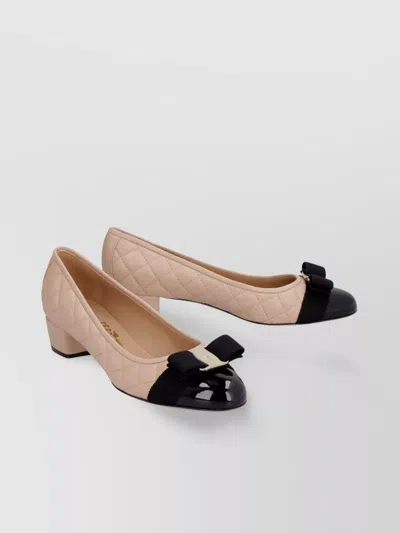 Ferragamo Leather Pumps With Block Heel And Bow In Powder